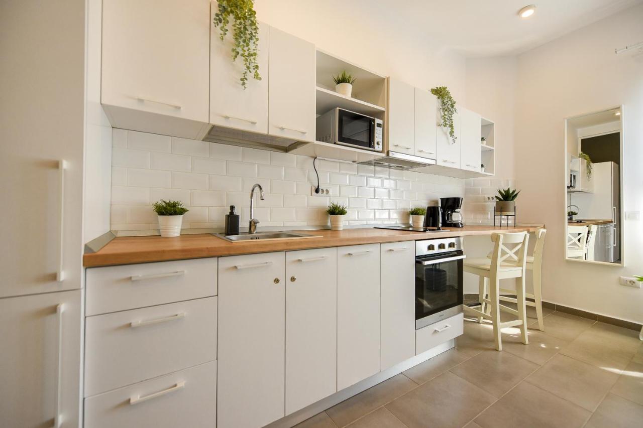 Classy Comfort - Chic Studio On Regina Elisabeta Bükreş Dış mekan fotoğraf